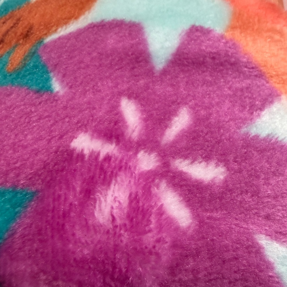 Disney Princess Moana Throw Blanket - Picture 6 of 6